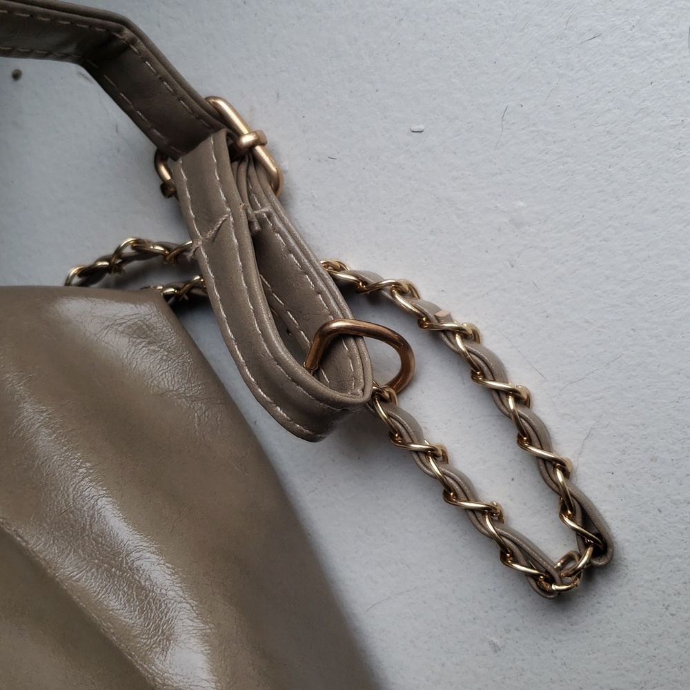 Womens Gray Vegan Leather Handbag. NWOT. - Picture 9 of 16